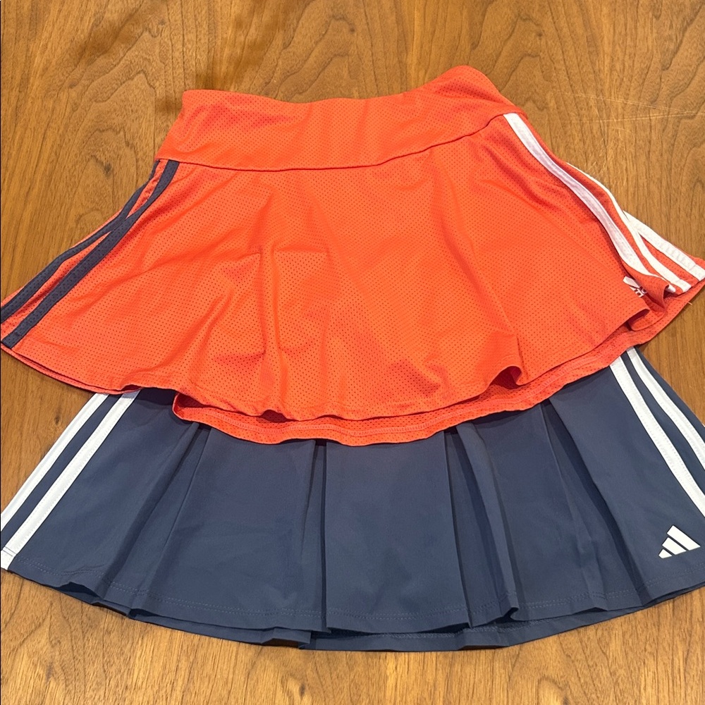 Adidas girls M(7-8) 2 pack Skort in Orange and Navy